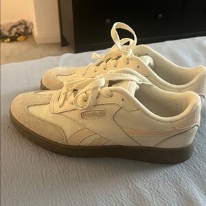 Reebok Off-White and Brown Casual Sneakers